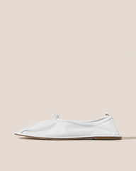Hereu Soft Shoes | PUNTERA - Pleated-Toe Pump - Women