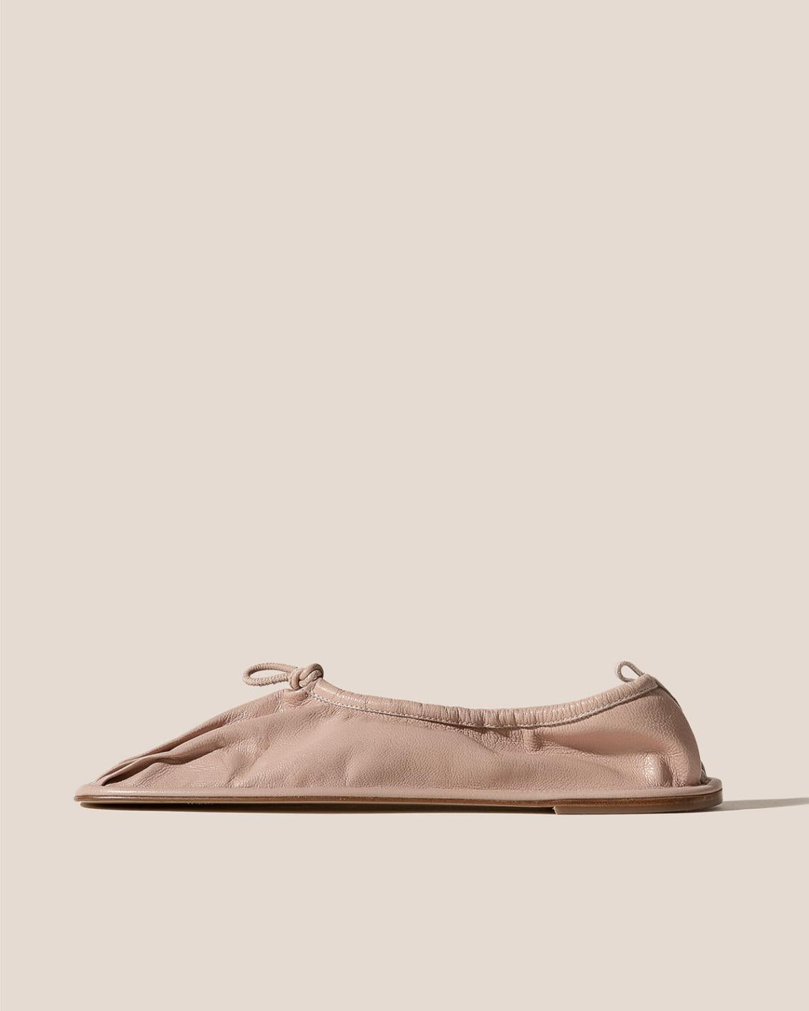 Hereu Soft Shoes | PUNTERA SUPPLE SHINY - Pleated-Toe Pump - Women