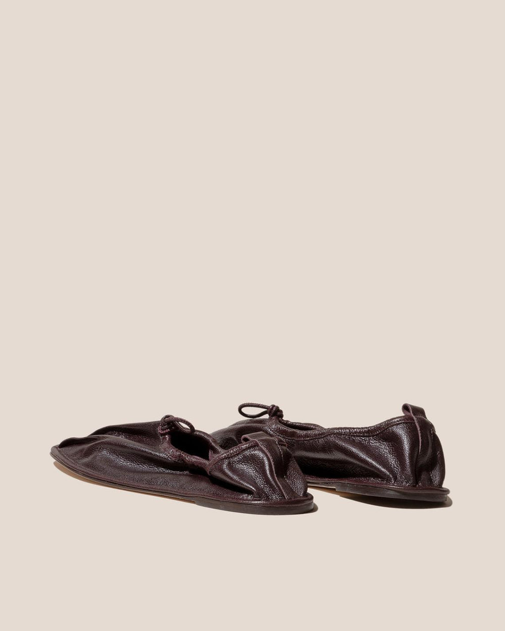 Hereu Soft Shoes | PUNTERA SUPPLE SHINY - Pleated-Toe Pump - Women